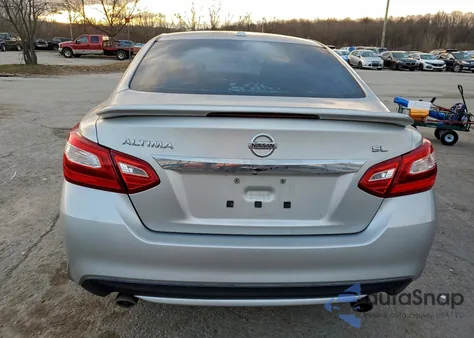 2016 Nissan Altima 2.5 z USA, uszkodzony, nr VIN 1N4AL3AP3GC115781